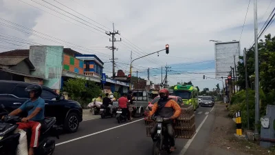 Waspada Macet di Jalur Barat Blitar